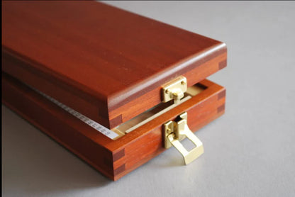 🩸 Dexter Morgan - Trophy Slide Case Box
